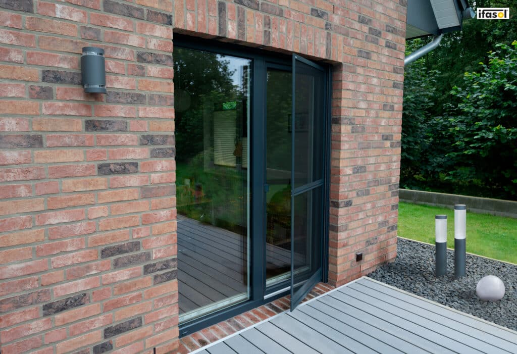 Insektenschutz Türschutz Wohn-Profis Raumausstattung